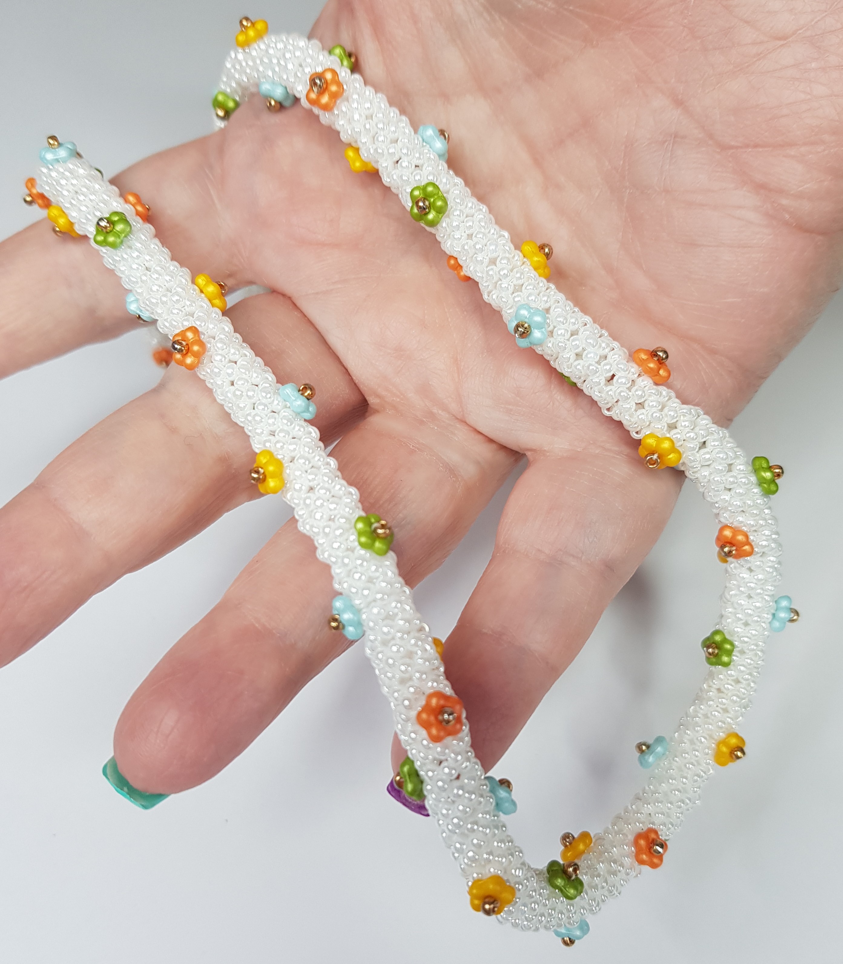 Daisy - Love necklace